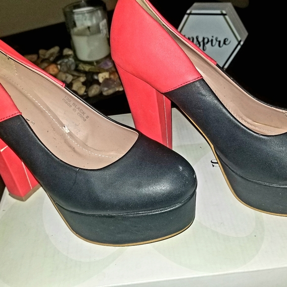 Platform heels - Picture 3 of 12